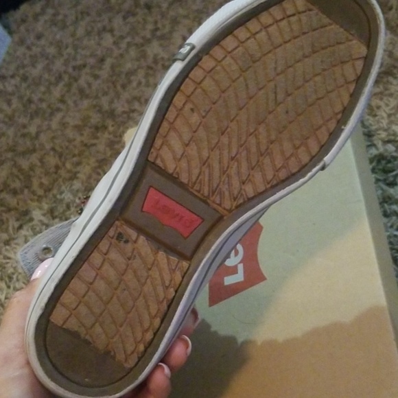 Levi's shoes - Picture 4 of 5